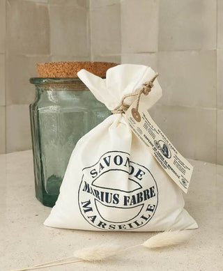 White Marseille Soap Flakes in a Bag - Iris & Stout