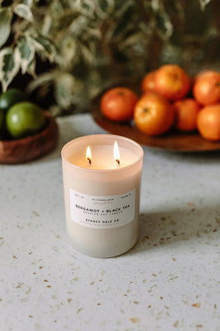 Candles & Atmosphere - Iris & Stout