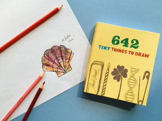 642 Tiny Things to Draw - Iris & Stout
