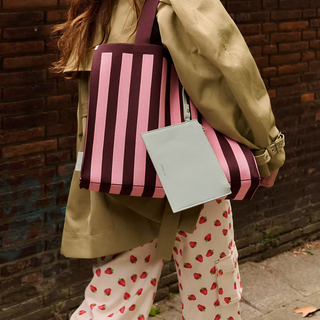 The Sticky Sis Club Shopper Chocolate + Bubblegum