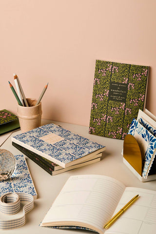 Blue Flora Weekly Planner - Iris & Stout