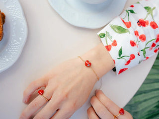 Heart Bracelet - Chérie Cherry - Iris & Stout