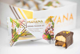 Mayana Passionfruit Mini - Iris & Stout