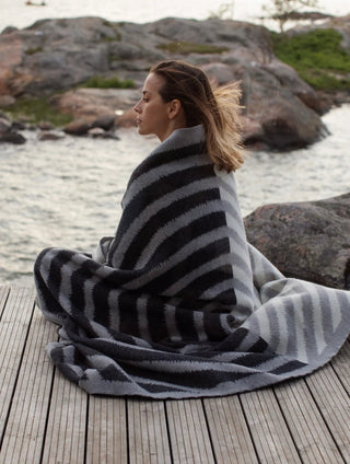 Metsälampi Wool Blanket - Iris & Stout