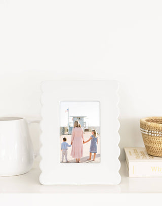 Picture Frame, Scallop - Iris & Stout