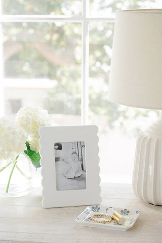 Picture Frame, Scallop - Iris & Stout