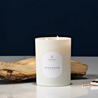 Pinewood Candle - Iris & Stout