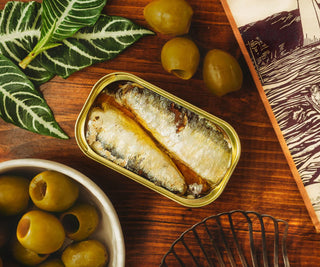 Pinhais Sardines in Olive Oil - Iris & Stout