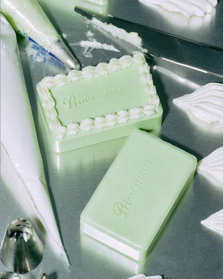 Prinsesstarta Milk Bar - Iris & Stout