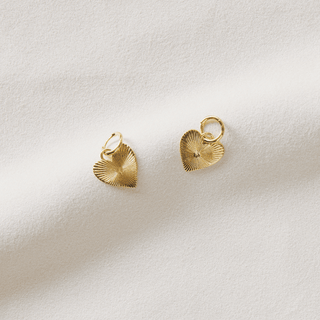 Small Ribbed Heart of Gold Huggies - Iris & Stout