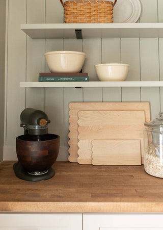 The Scalloped Cutting Board - Iris & Stout