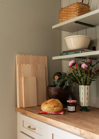 The Scalloped Cutting Board - Iris & Stout