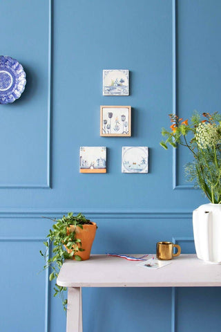 Tulips on their way to you | StoryTiles art on tile - Iris & Stout